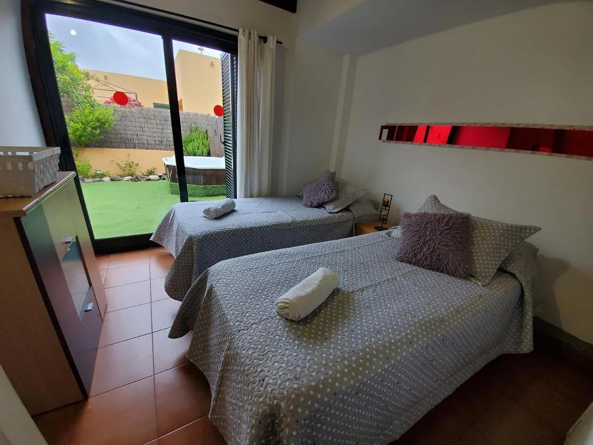 Cuyagua Villa Corralejo 0*,